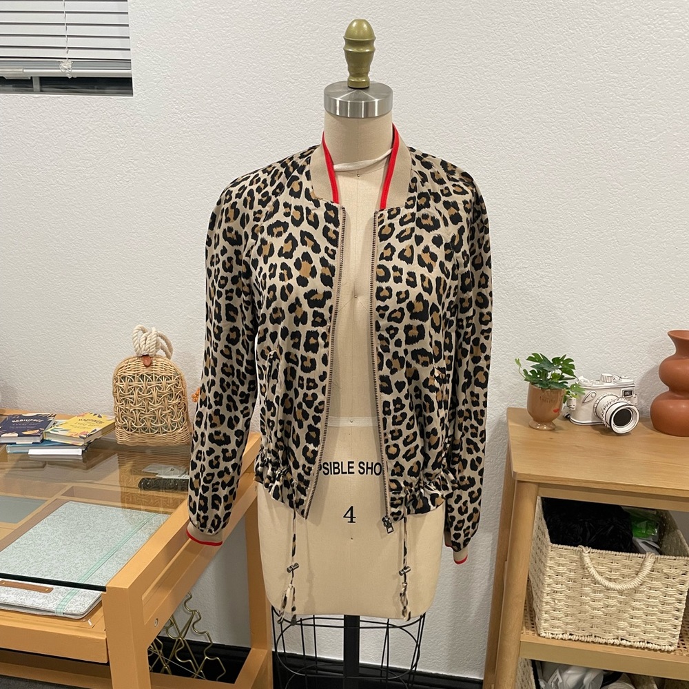Leopard Printed jacket - Picture 2 of 4